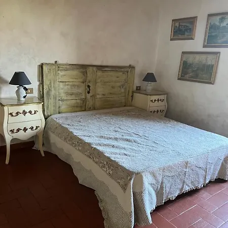 Casale Di Mamma Antonella Holiday home Arezzo